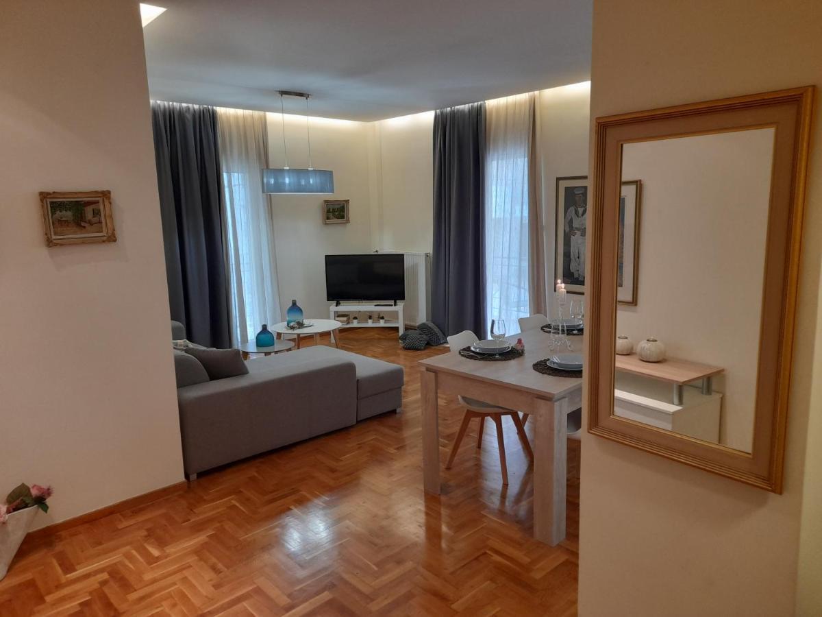 Casa Nova - Appartment Near The Sea Pireo Esterno foto